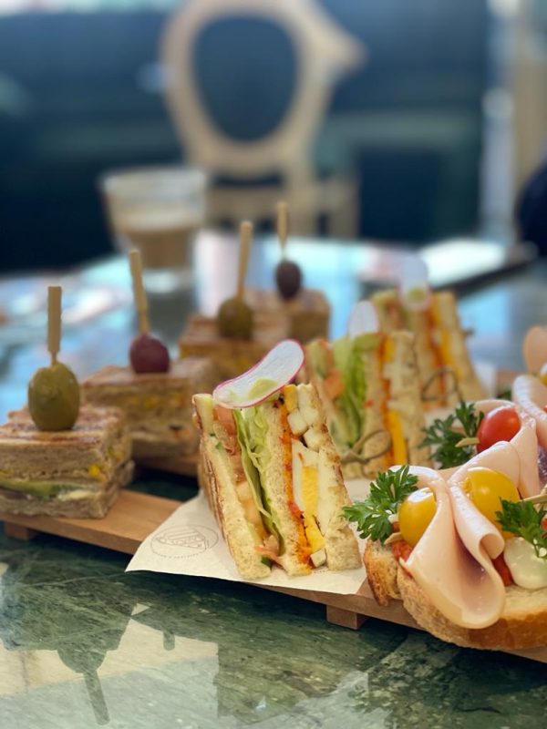 Egg & Avocado Club Sandwich سندويتش كلوب البيض والأفوكادو