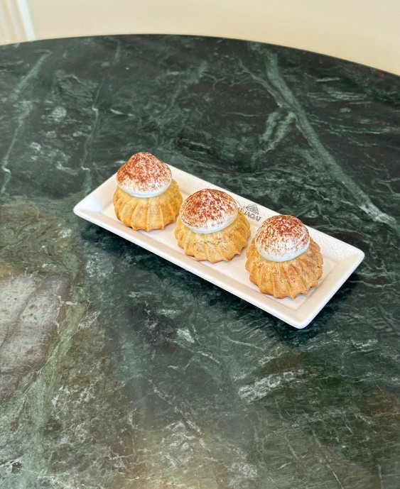 Mini Profiteroles بروفيترول